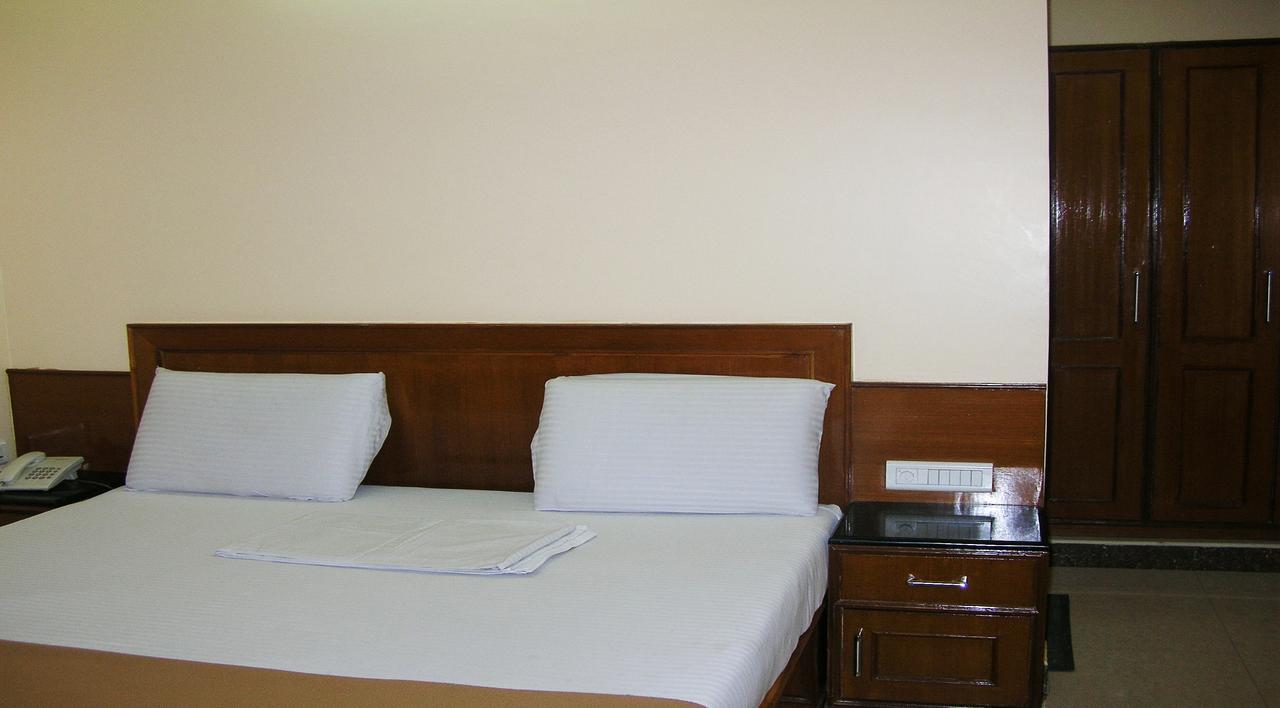 Hotel Athidhi Residency Tirupati Zewnętrze zdjęcie