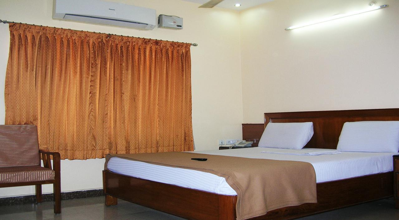 Hotel Athidhi Residency Tirupati Zewnętrze zdjęcie