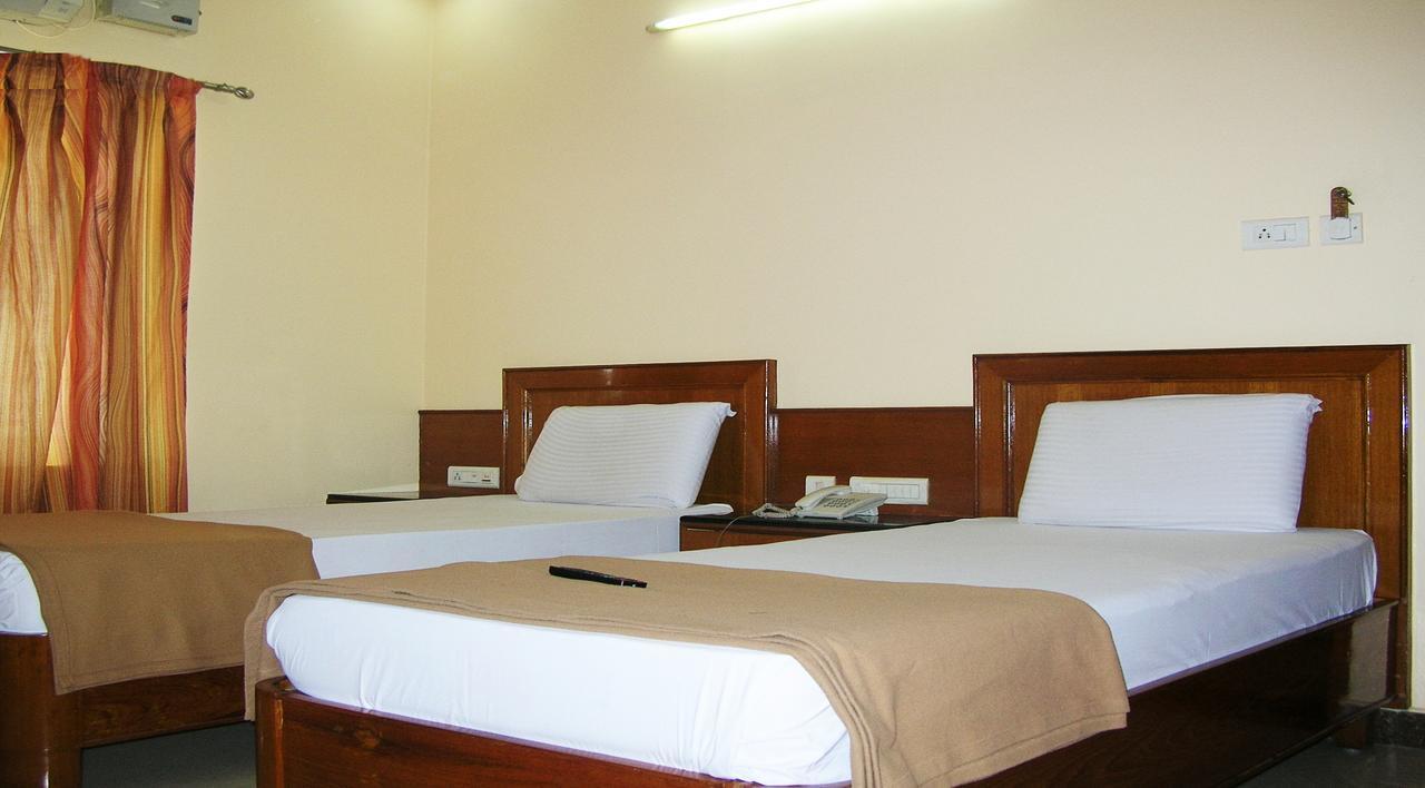 Hotel Athidhi Residency Tirupati Zewnętrze zdjęcie